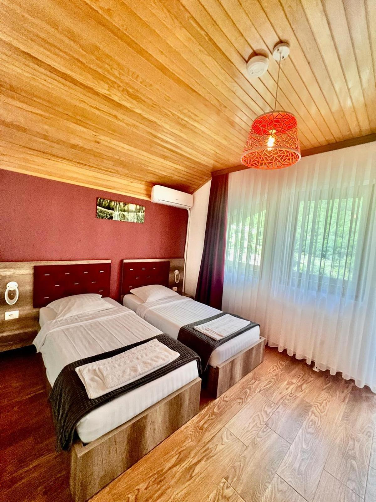 Vila Alexander B&B Valbone Buitenkant foto