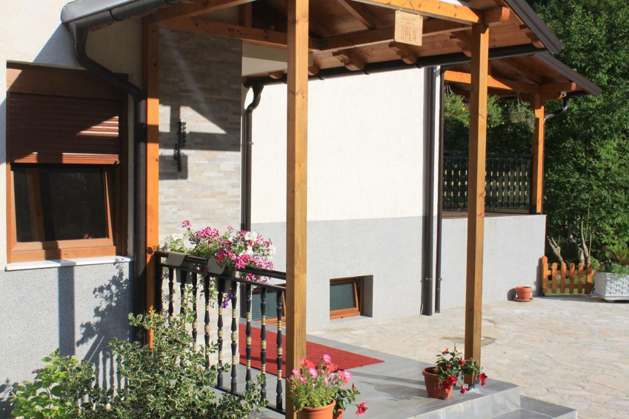 Vila Alexander B&B Valbone Buitenkant foto